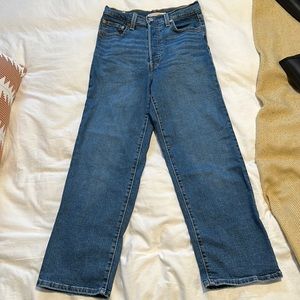 Levi’s rib cage straight leg jean.